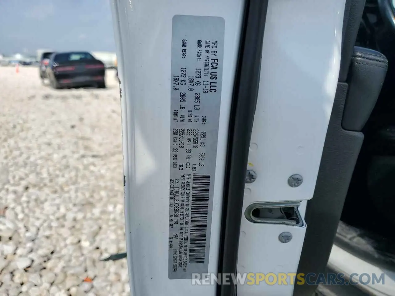 13 Photograph of a damaged car 1C4PJLLB1KD338738 JEEP GRAND CHER 2019