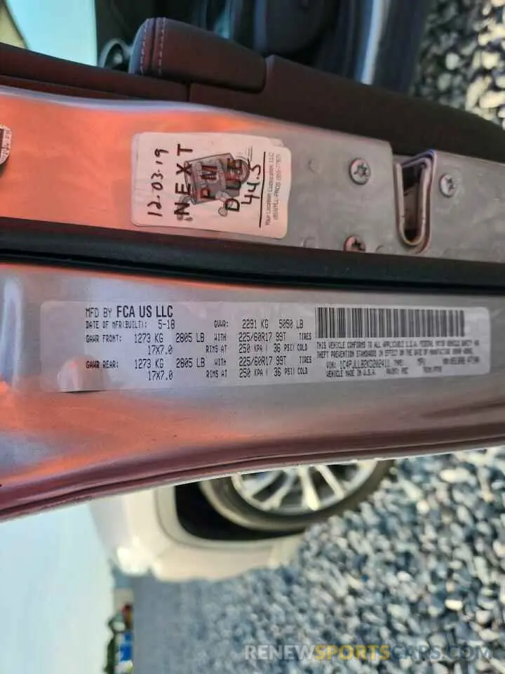 14 Photograph of a damaged car 1C4PJLLB2KD202411 JEEP GRAND CHER 2019