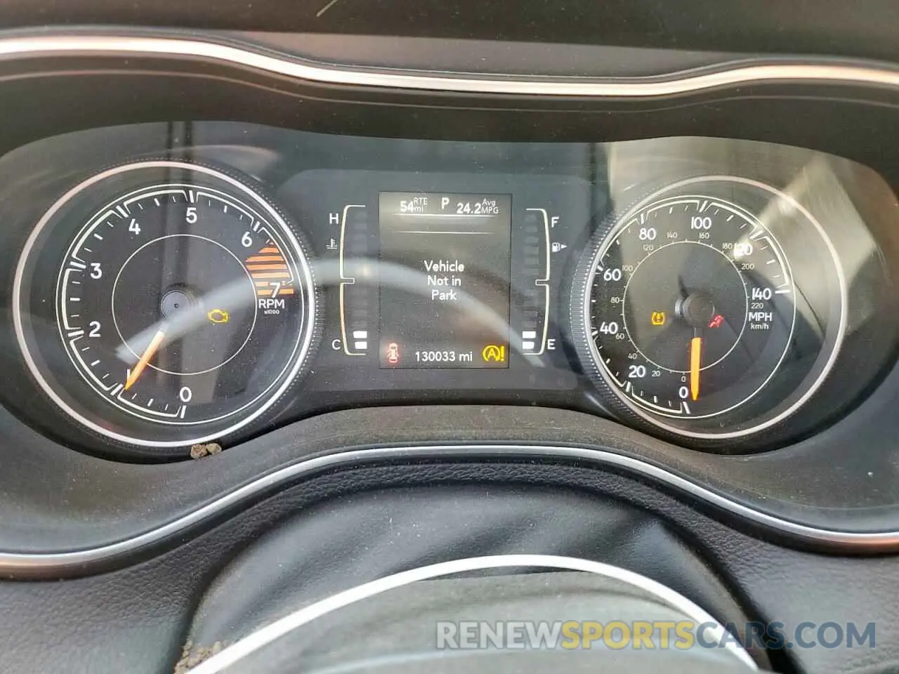 9 Photograph of a damaged car 1C4PJLLB2KD226367 JEEP GRAND CHER 2019