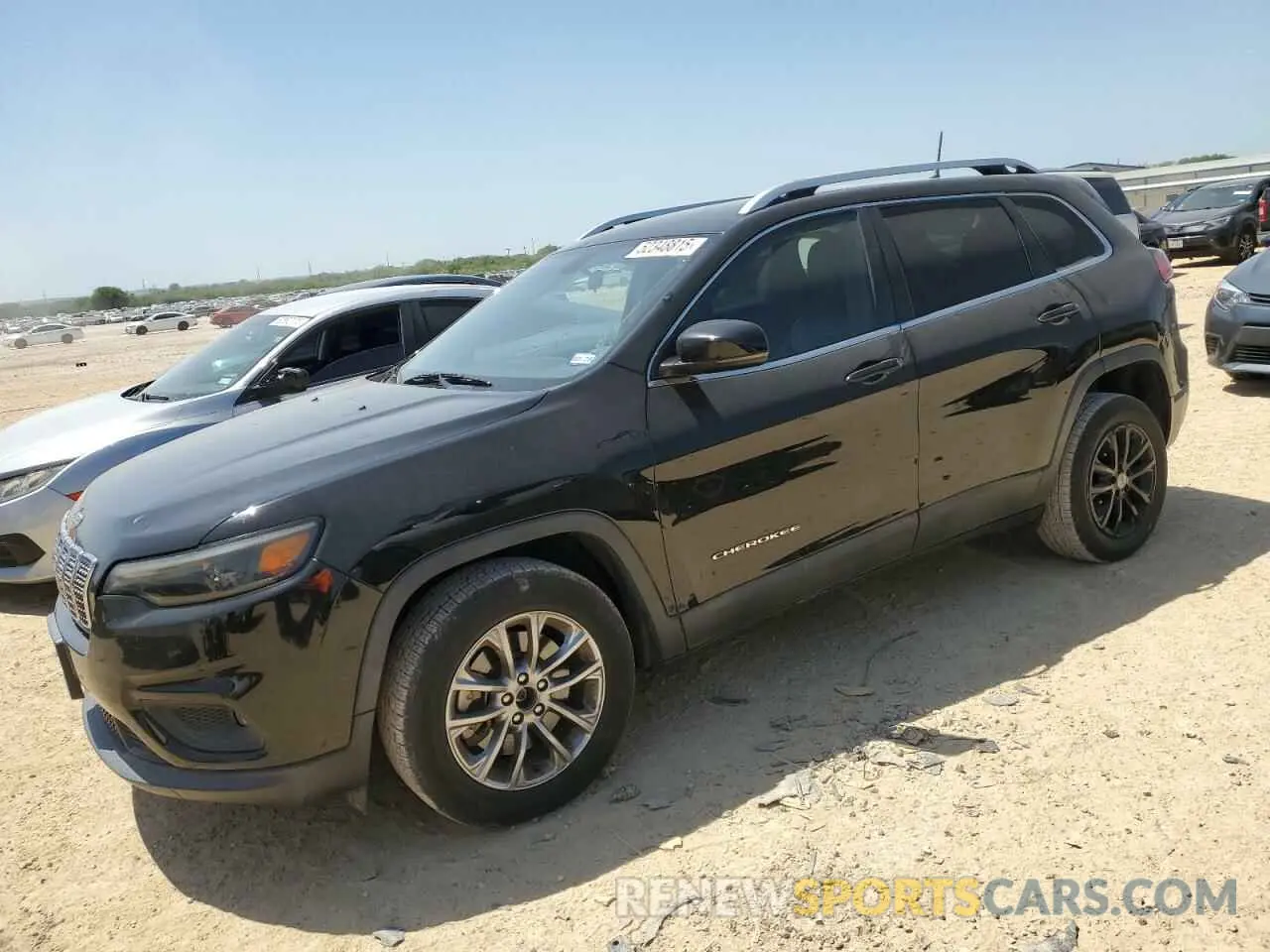 1 Photograph of a damaged car 1C4PJLLB2KD358108 JEEP GRAND CHER 2019