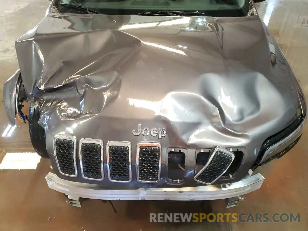12 Photograph of a damaged car 1C4PJLLB2KD393229 JEEP GRAND CHER 2019