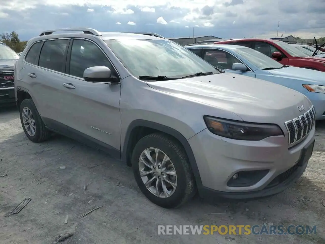 4 Photograph of a damaged car 1C4PJLLB3KD154529 JEEP GRAND CHER 2019