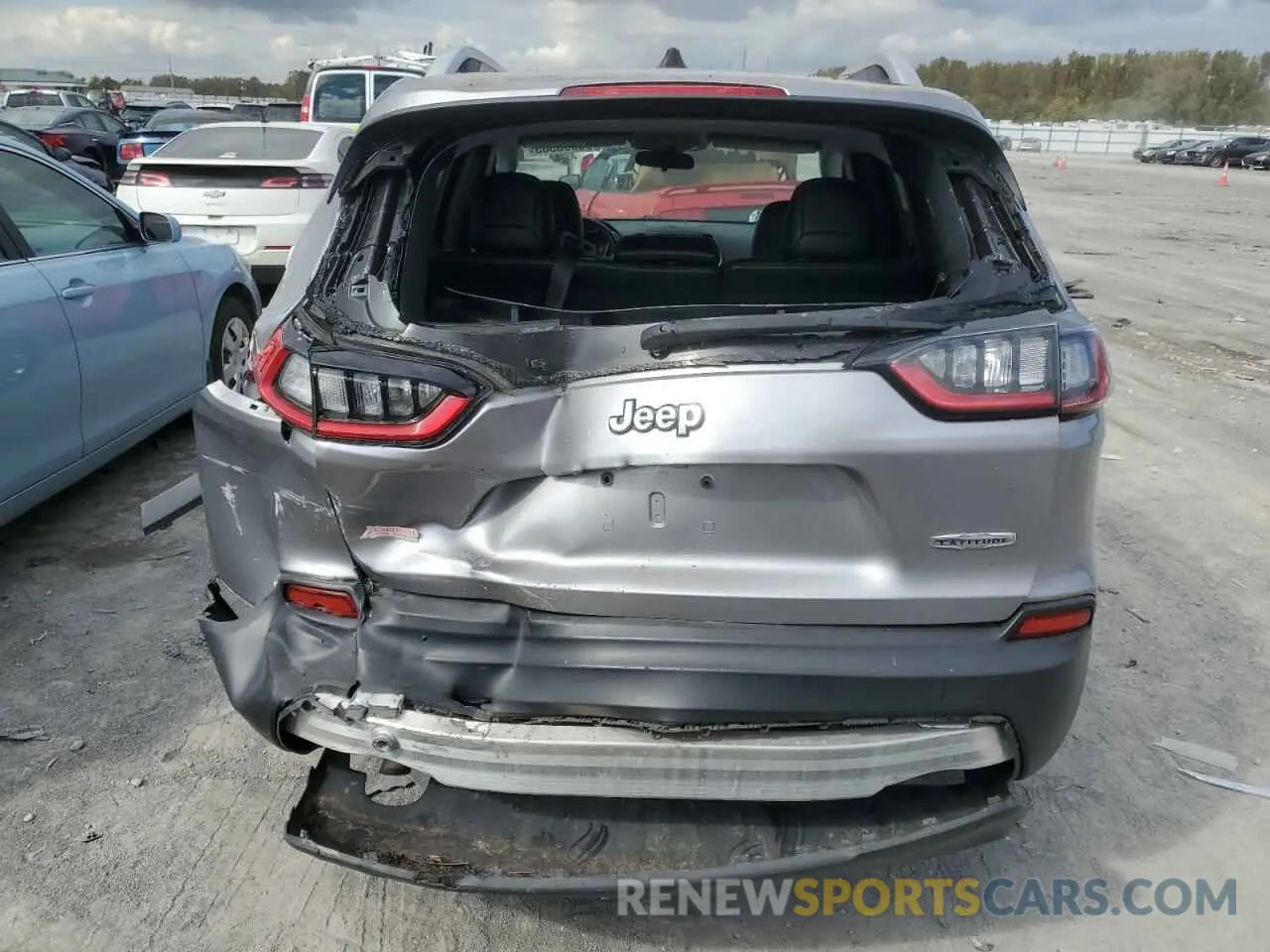 6 Photograph of a damaged car 1C4PJLLB3KD154529 JEEP GRAND CHER 2019
