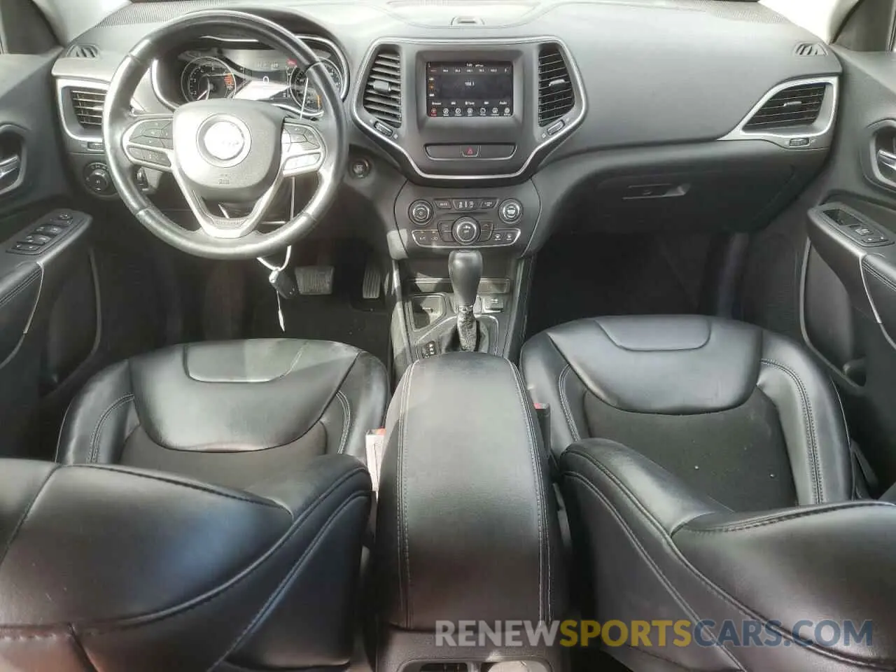8 Photograph of a damaged car 1C4PJLLB3KD154529 JEEP GRAND CHER 2019