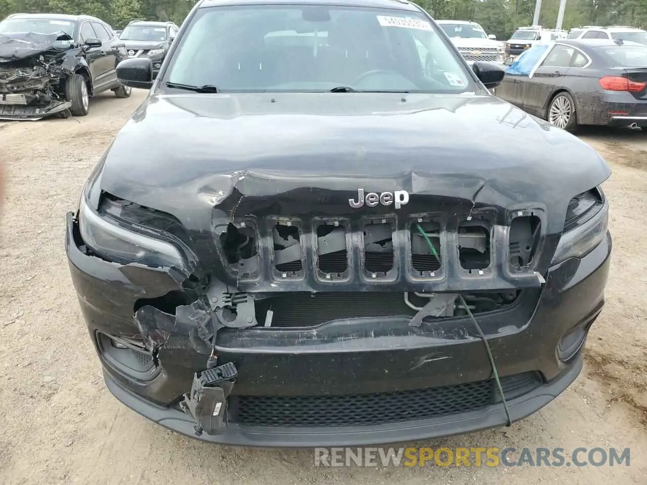 5 Photograph of a damaged car 1C4PJLLB4KD344520 JEEP GRAND CHER 2019