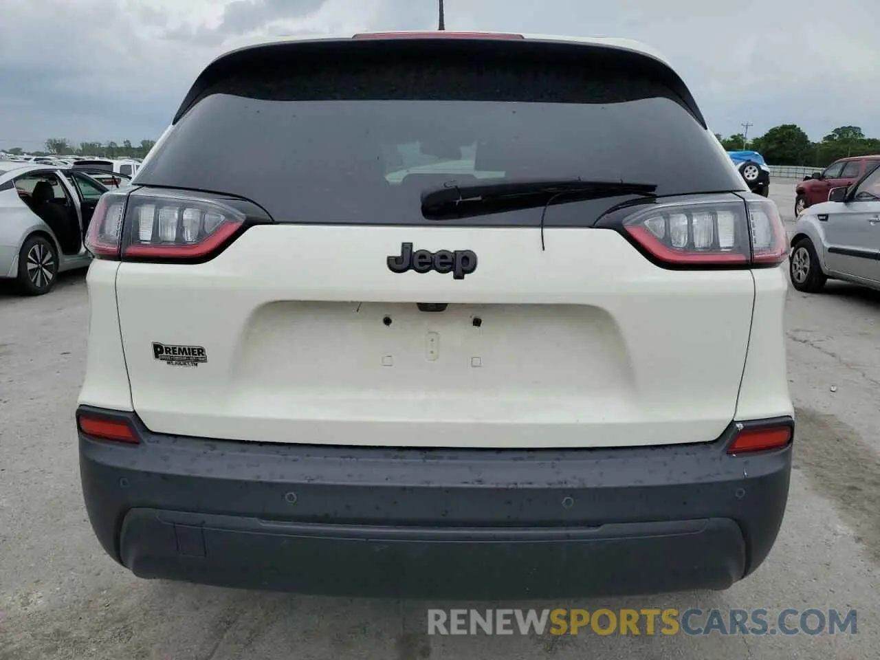 6 Photograph of a damaged car 1C4PJLLB4KD455813 JEEP GRAND CHER 2019