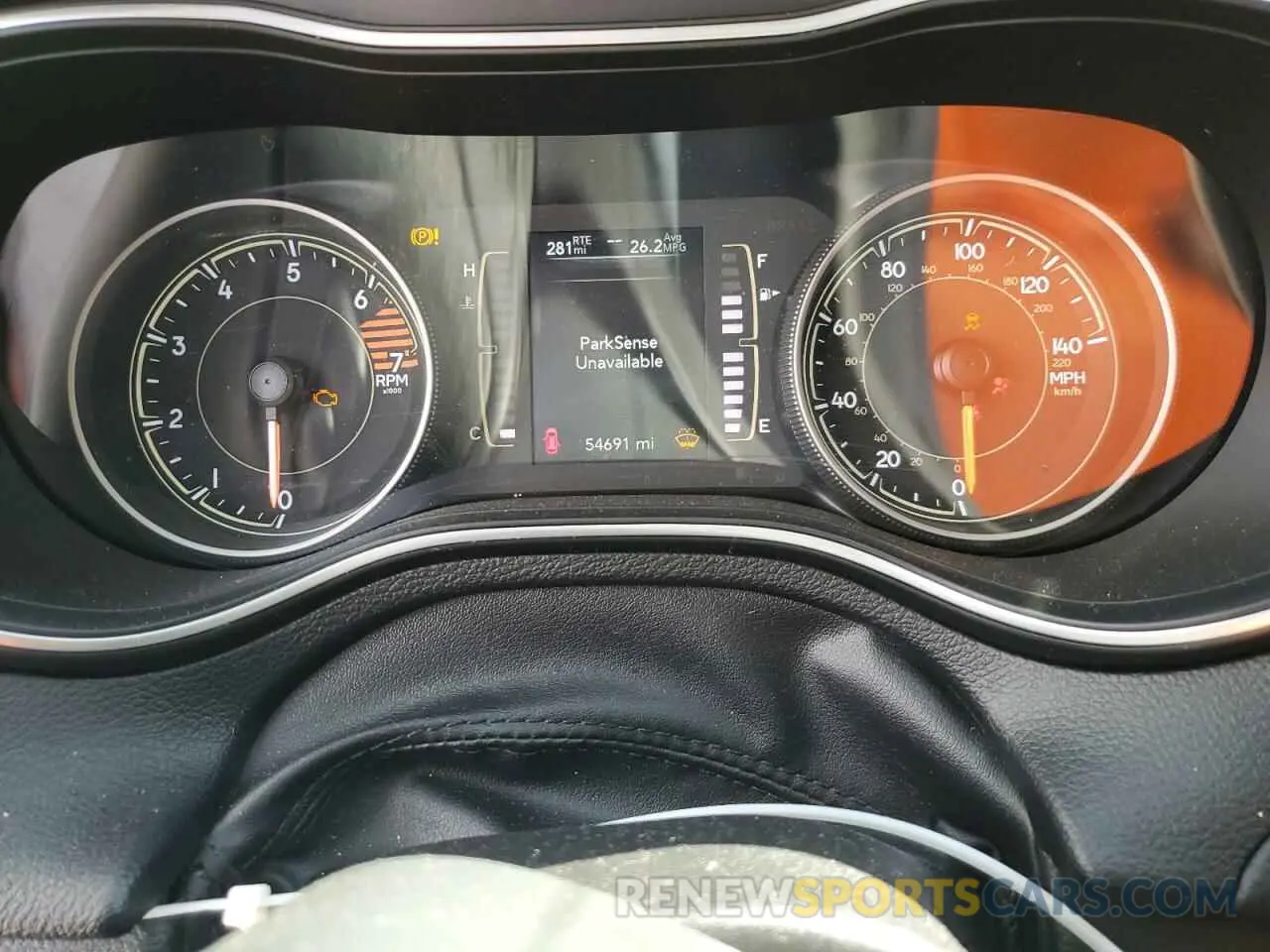 9 Photograph of a damaged car 1C4PJLLB5KD110886 JEEP GRAND CHER 2019