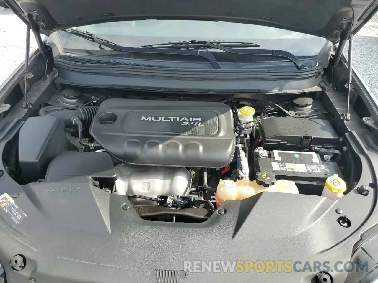 12 Photograph of a damaged car 1C4PJLLB5KD143905 JEEP GRAND CHER 2019
