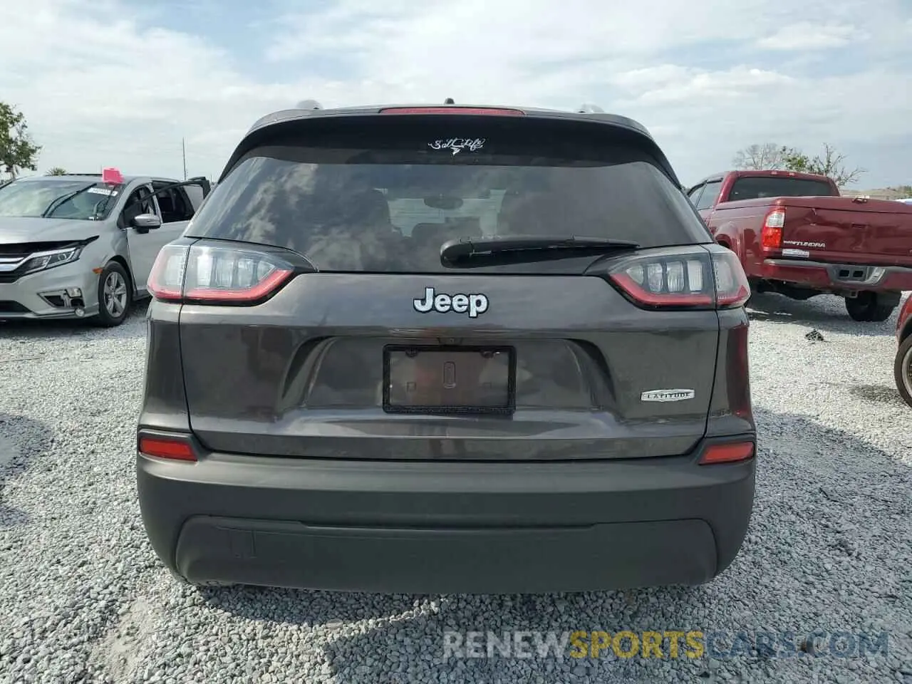 6 Photograph of a damaged car 1C4PJLLB5KD143905 JEEP GRAND CHER 2019