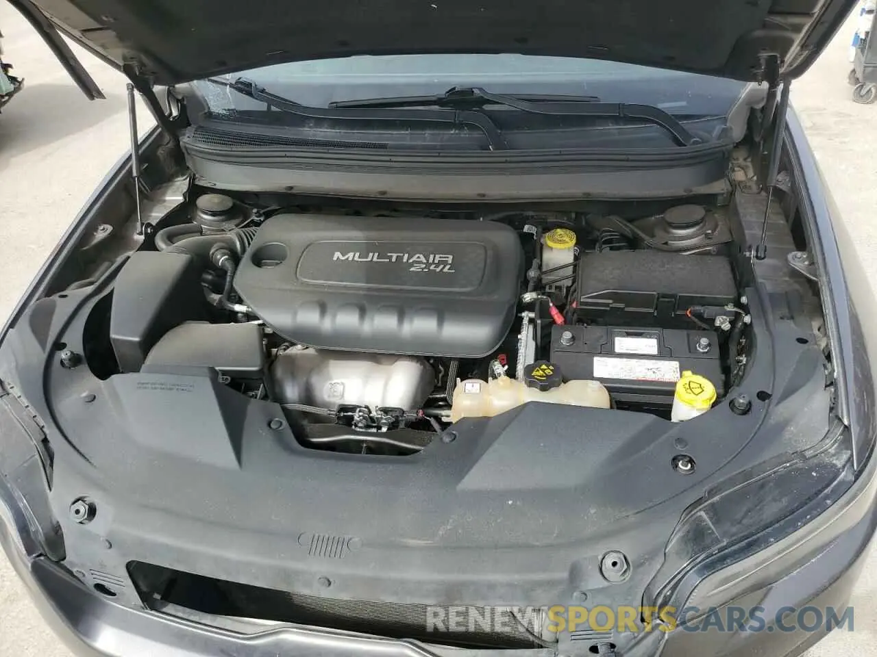 12 Photograph of a damaged car 1C4PJLLB5KD202922 JEEP GRAND CHER 2019
