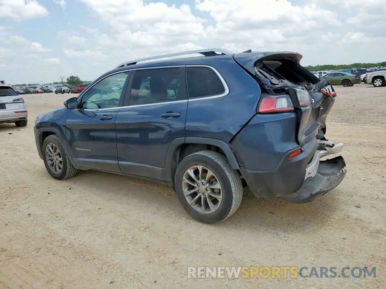 2 Photograph of a damaged car 1C4PJLLB5KD383813 JEEP GRAND CHER 2019