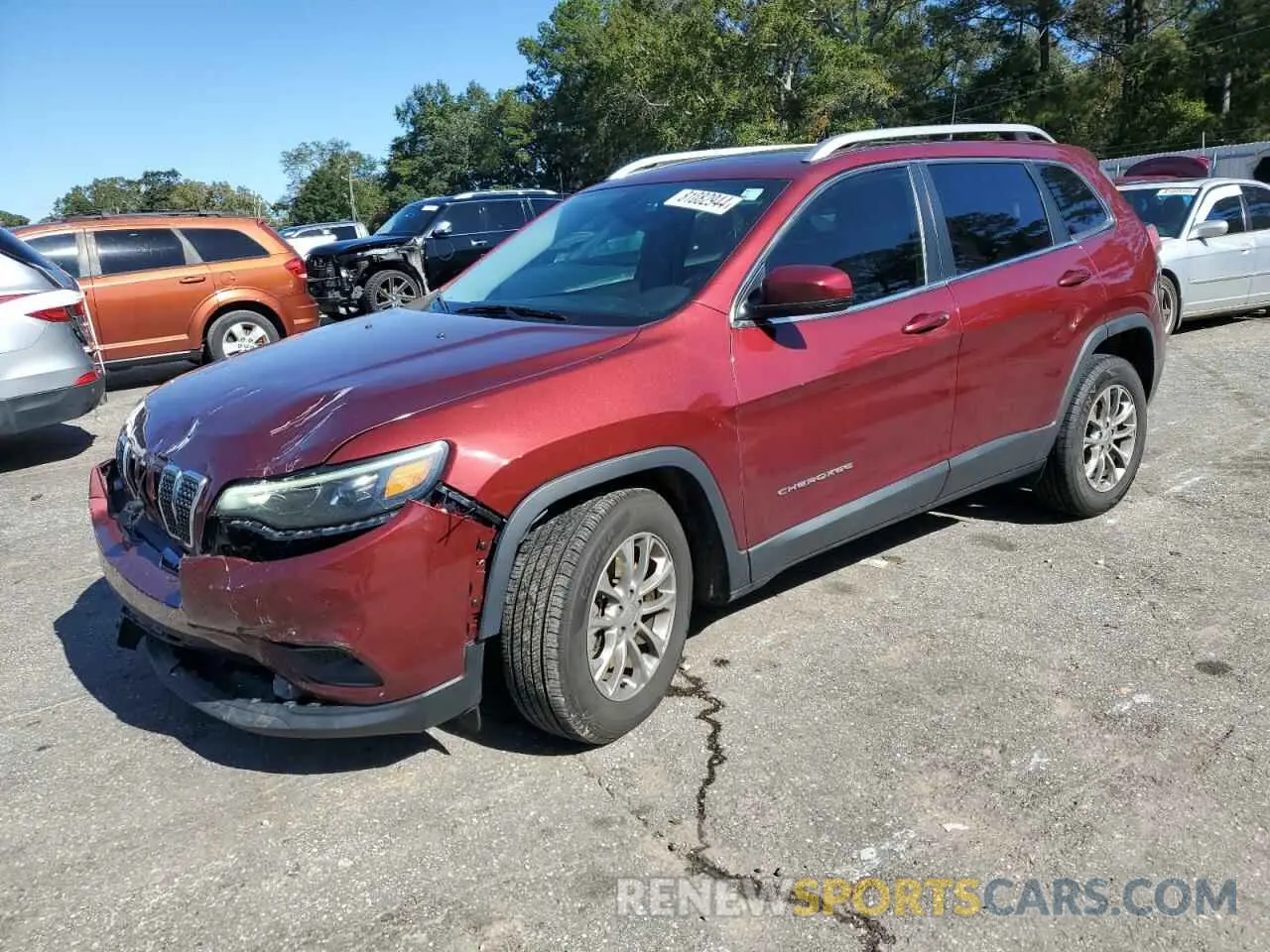 1 Photograph of a damaged car 1C4PJLLB6KD266967 JEEP GRAND CHER 2019