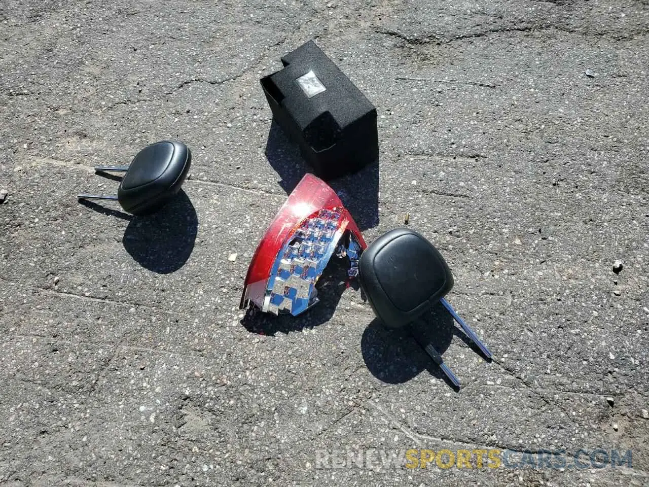 15 Photograph of a damaged car 1C4PJLLB6KD266967 JEEP GRAND CHER 2019