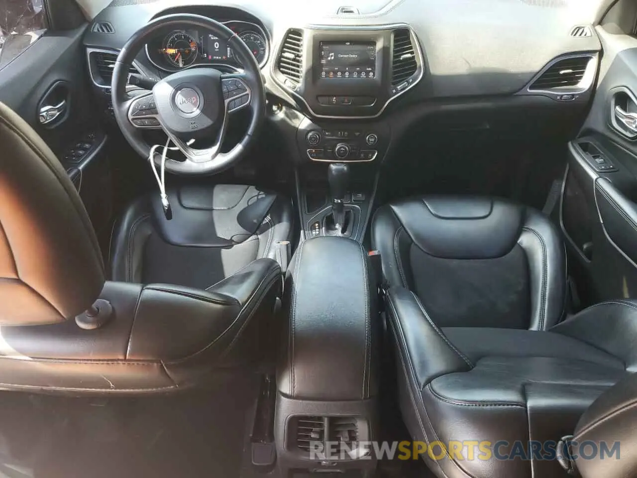 8 Photograph of a damaged car 1C4PJLLB6KD406418 JEEP GRAND CHER 2019