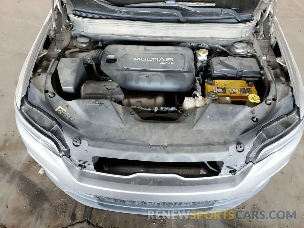 11 Photograph of a damaged car 1C4PJLLB7KD202422 JEEP GRAND CHER 2019