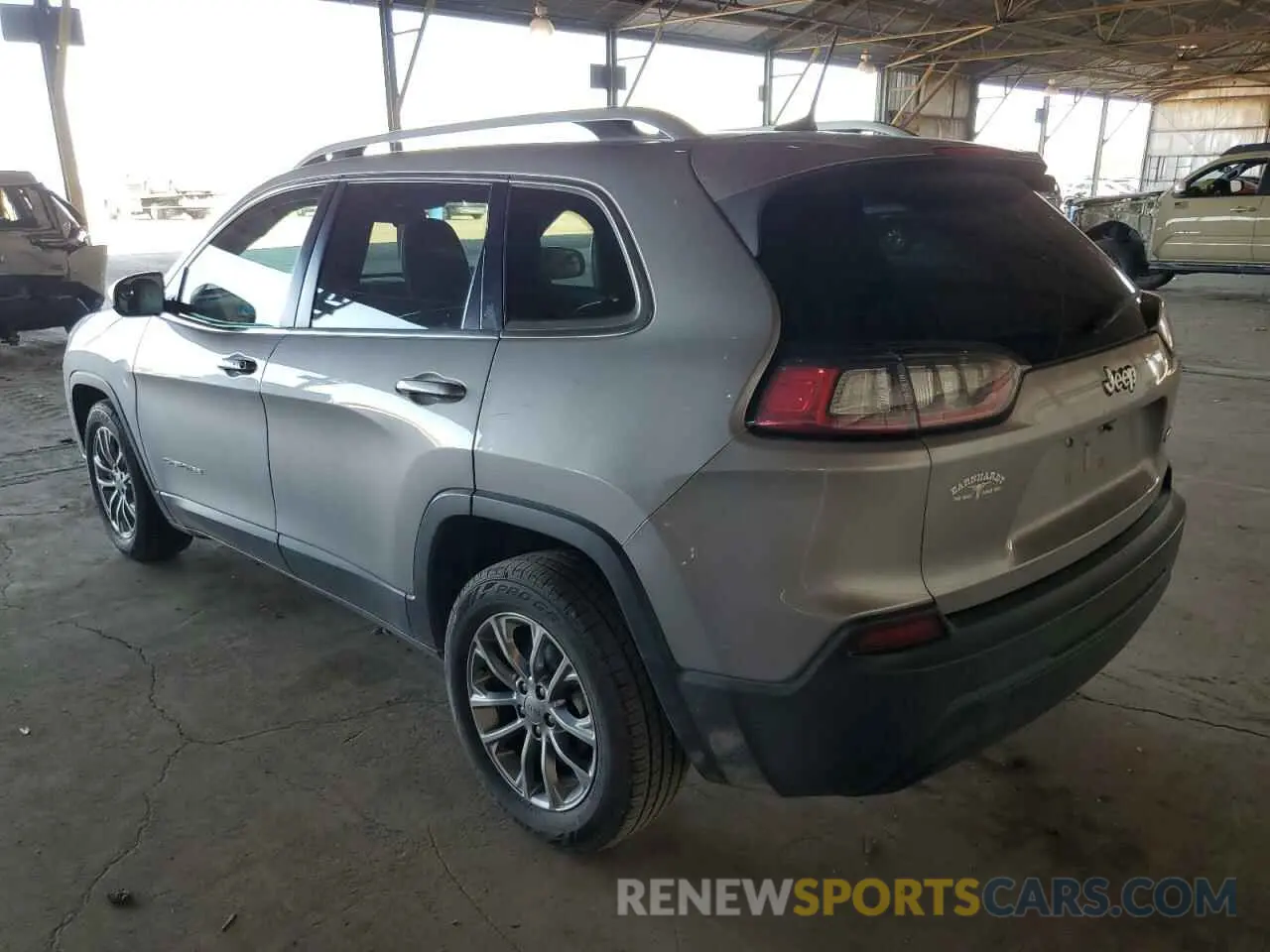 2 Photograph of a damaged car 1C4PJLLB7KD202422 JEEP GRAND CHER 2019