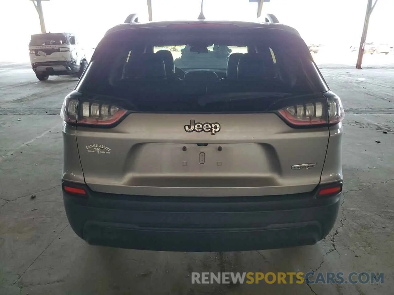 6 Photograph of a damaged car 1C4PJLLB7KD202422 JEEP GRAND CHER 2019