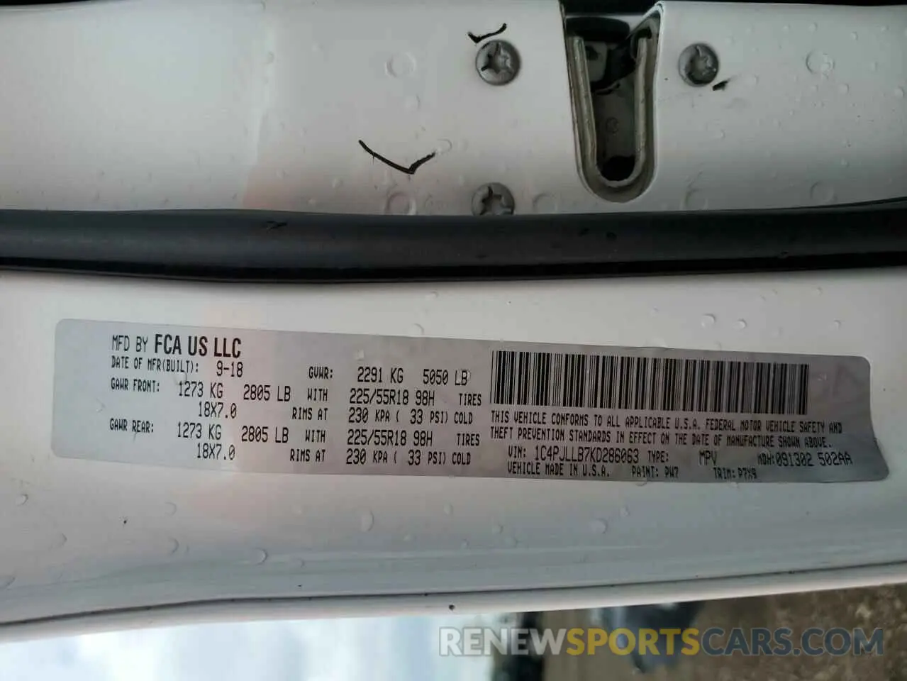 13 Photograph of a damaged car 1C4PJLLB7KD286063 JEEP GRAND CHER 2019