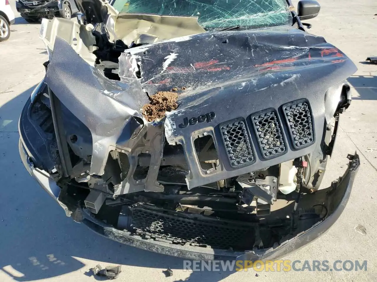 13 Photograph of a damaged car 1C4PJLLB7KD478941 JEEP GRAND CHER 2019