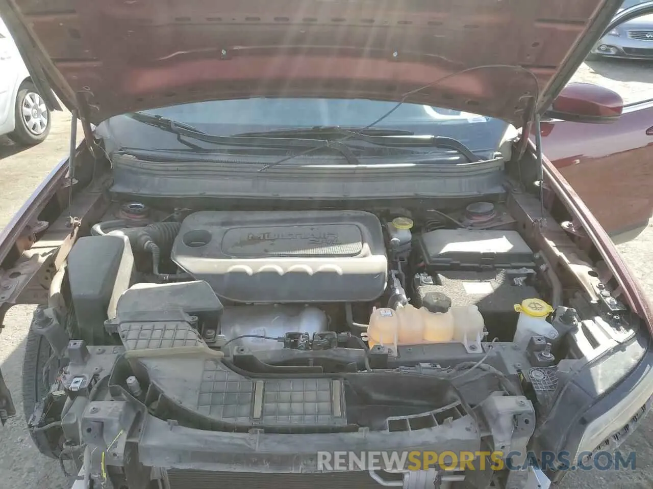 12 Photograph of a damaged car 1C4PJLLB8KD308068 JEEP GRAND CHER 2019