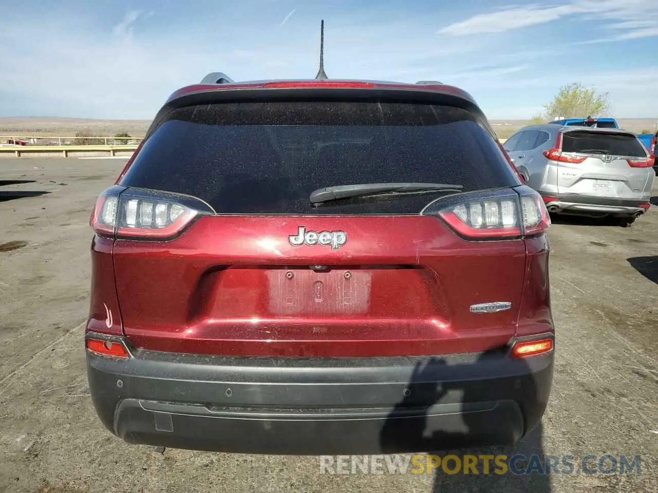 6 Photograph of a damaged car 1C4PJLLB8KD308068 JEEP GRAND CHER 2019