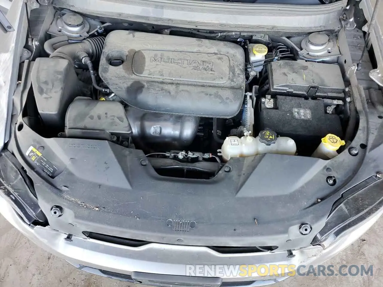 13 Photograph of a damaged car 1C4PJLLB8KD324691 JEEP GRAND CHER 2019