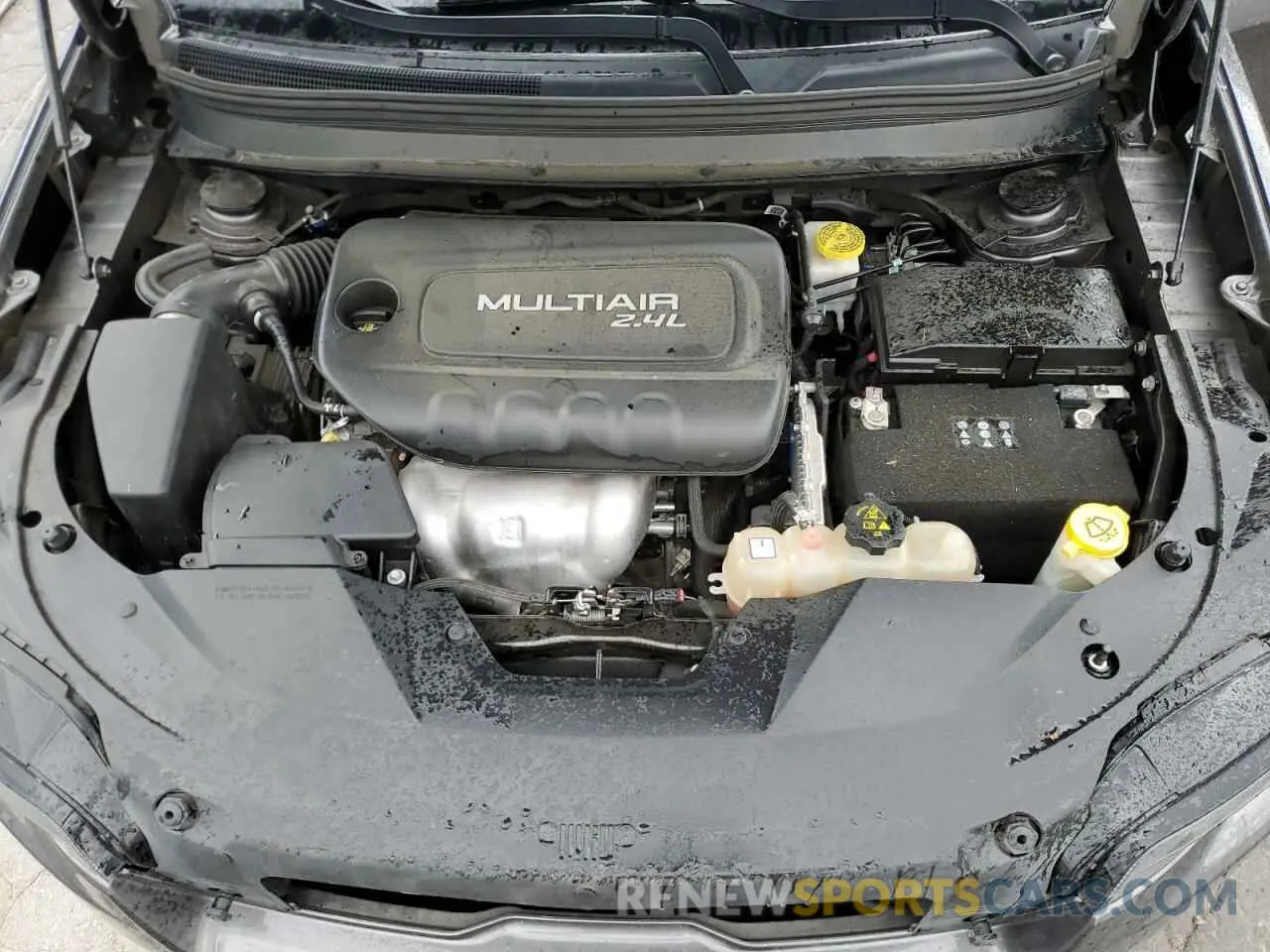 12 Photograph of a damaged car 1C4PJLLB9KD226642 JEEP GRAND CHER 2019