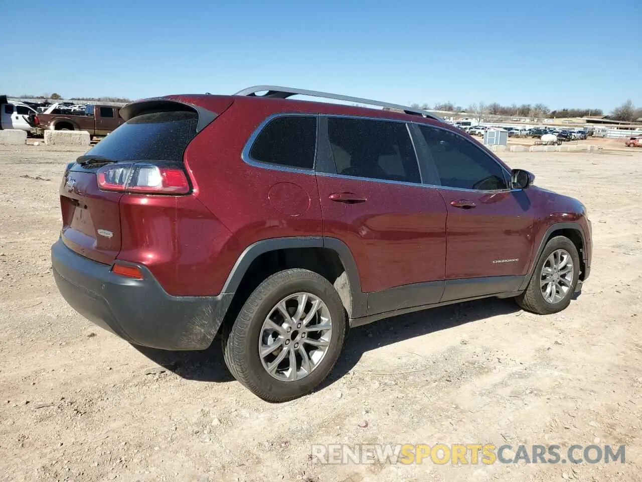 3 Photograph of a damaged car 1C4PJLLB9KD393325 JEEP GRAND CHER 2019