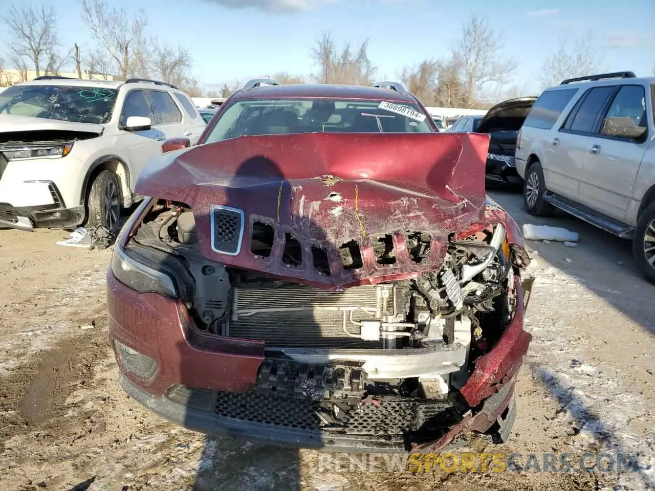 5 Photograph of a damaged car 1C4PJLLB9KD419955 JEEP GRAND CHER 2019
