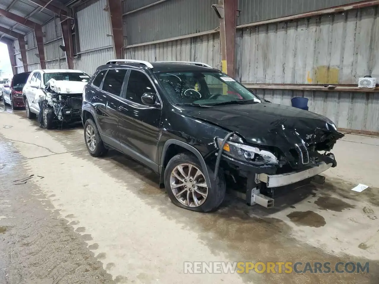 4 Photograph of a damaged car 1C4PJLLBXKD152017 JEEP GRAND CHER 2019