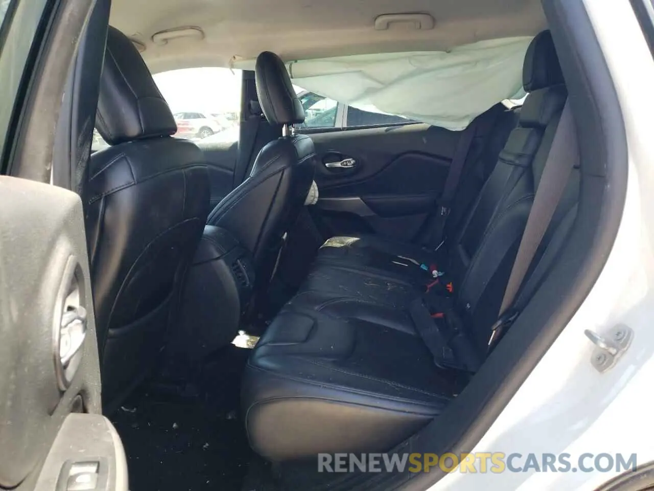 11 Photograph of a damaged car 1C4PJLLBXKD154138 JEEP GRAND CHER 2019