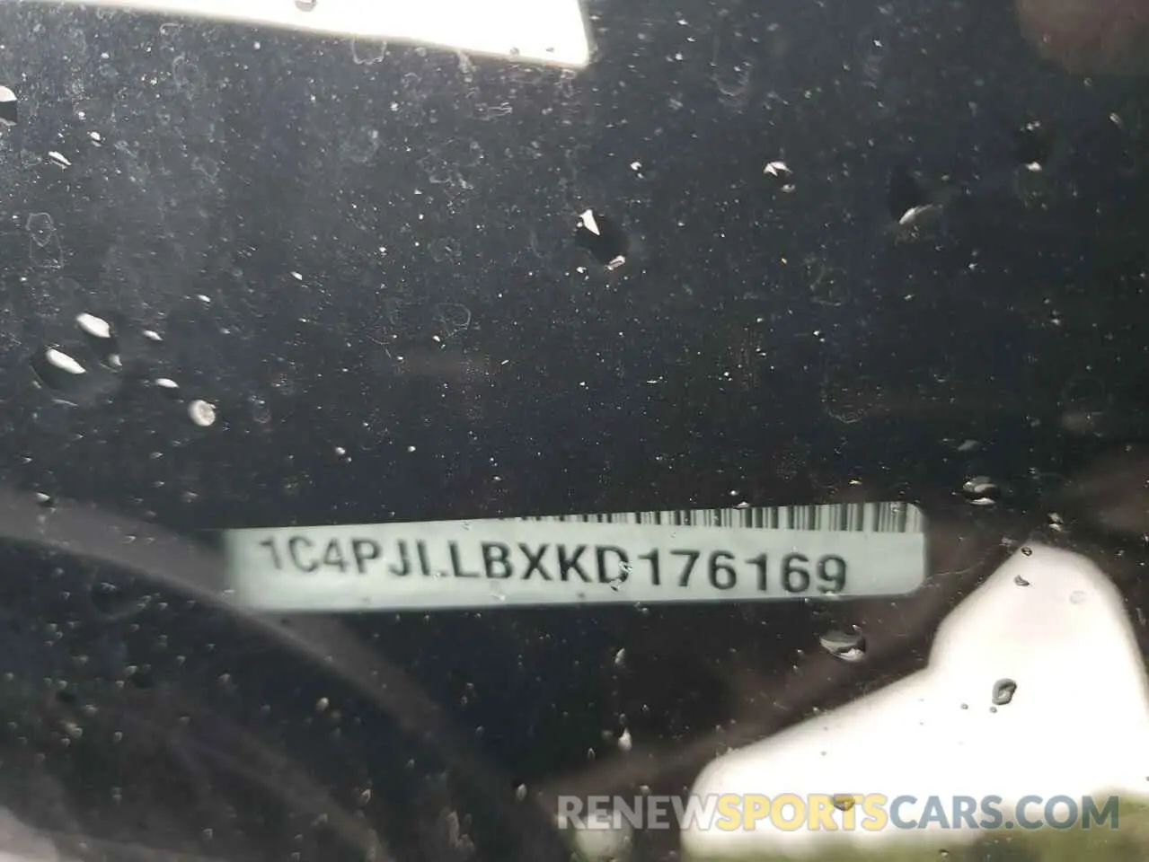 13 Photograph of a damaged car 1C4PJLLBXKD176169 JEEP GRAND CHER 2019
