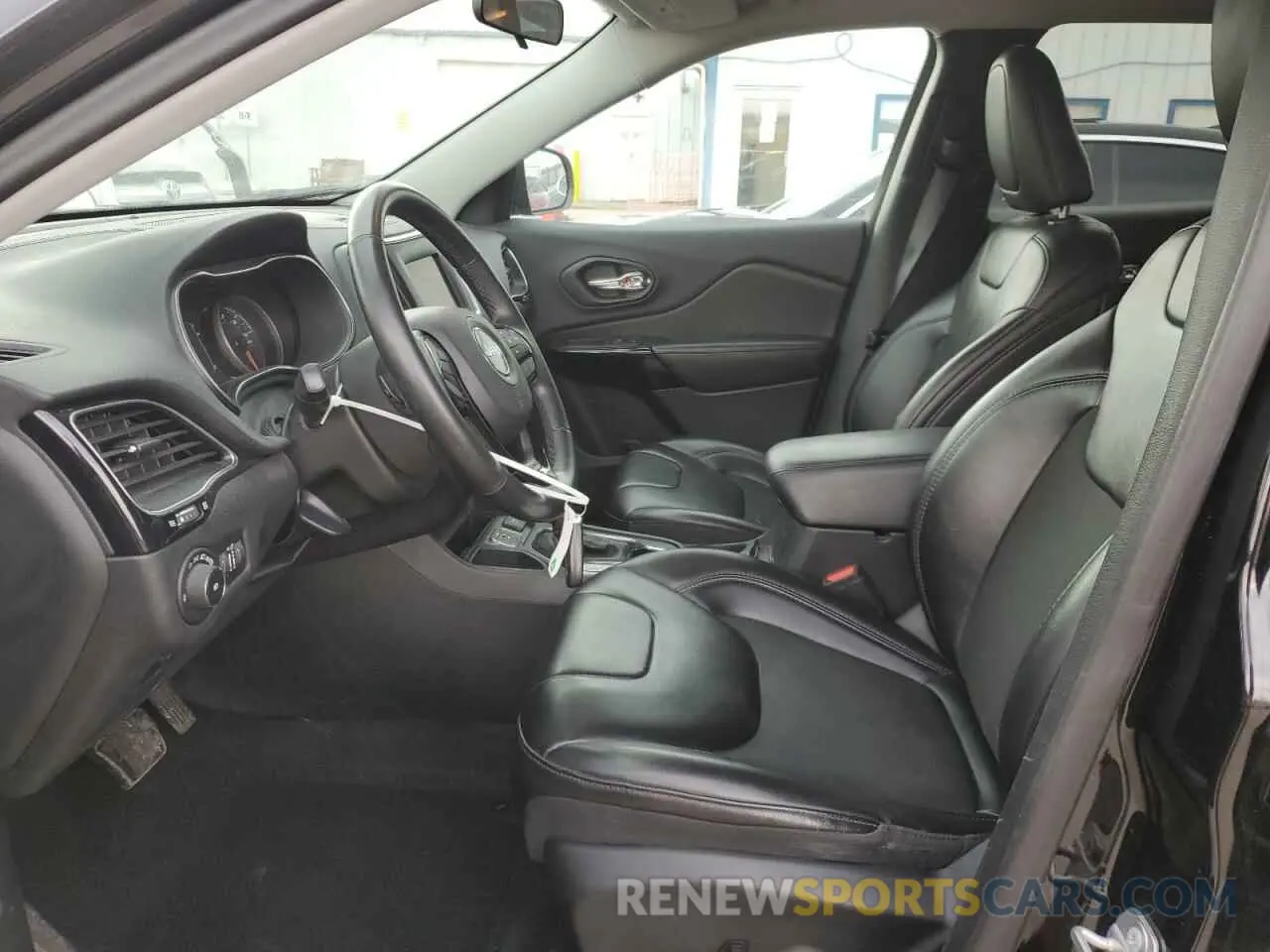 7 Photograph of a damaged car 1C4PJLLBXKD339368 JEEP GRAND CHER 2019