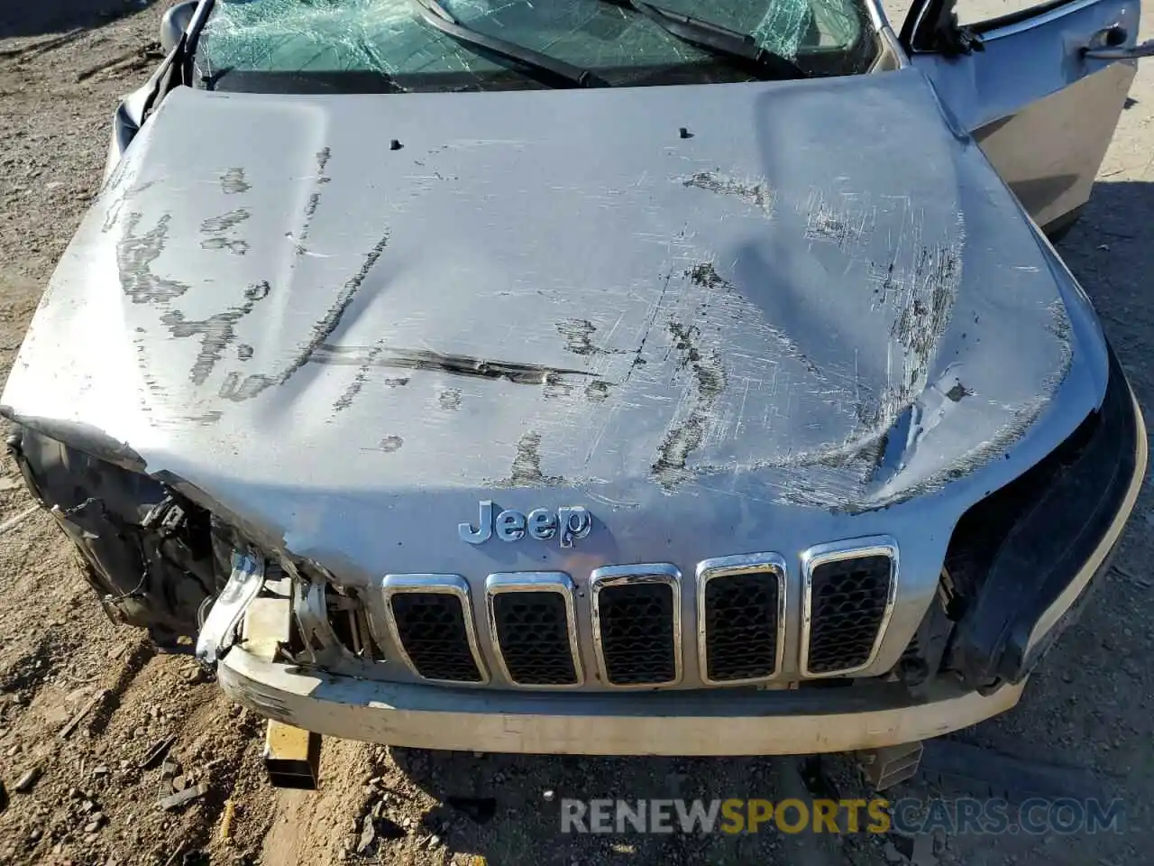 12 Photograph of a damaged car 1C4PJLLBXKD365842 JEEP GRAND CHER 2019