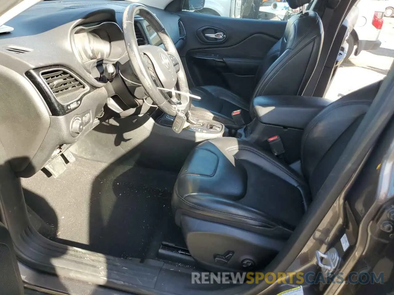 7 Photograph of a damaged car 1C4PJLLBXKD448333 JEEP GRAND CHER 2019