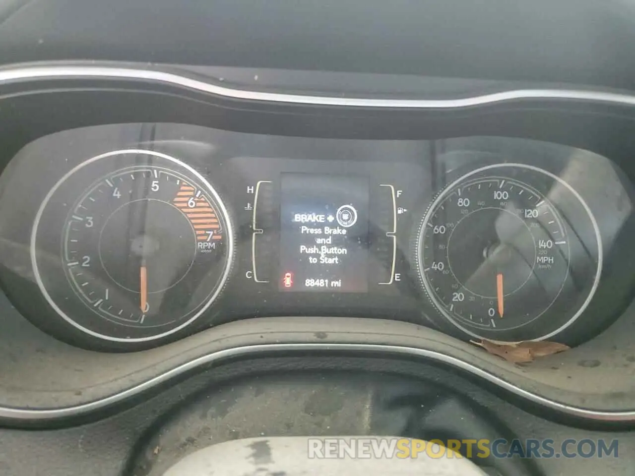 9 Photograph of a damaged car 1C4PJLLN1KD119532 JEEP GRAND CHER 2019
