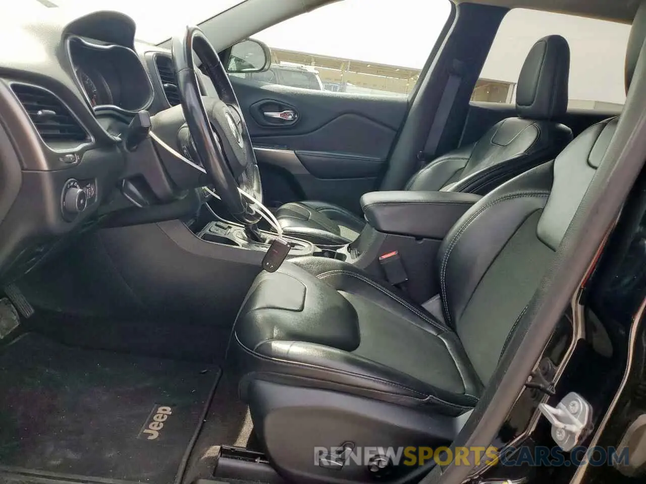 7 Photograph of a damaged car 1C4PJLLN6KD147469 JEEP GRAND CHER 2019