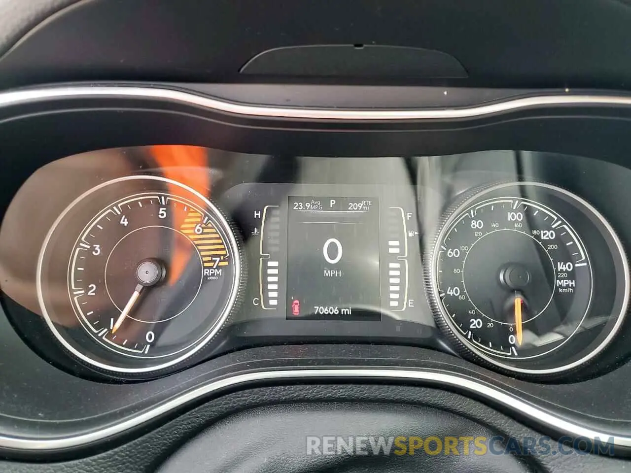 9 Photograph of a damaged car 1C4PJLLN6KD147469 JEEP GRAND CHER 2019