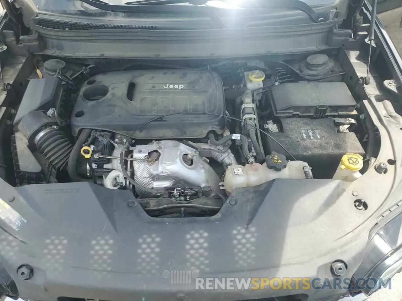 12 Photograph of a damaged car 1C4PJLLN8KD151894 JEEP GRAND CHER 2019