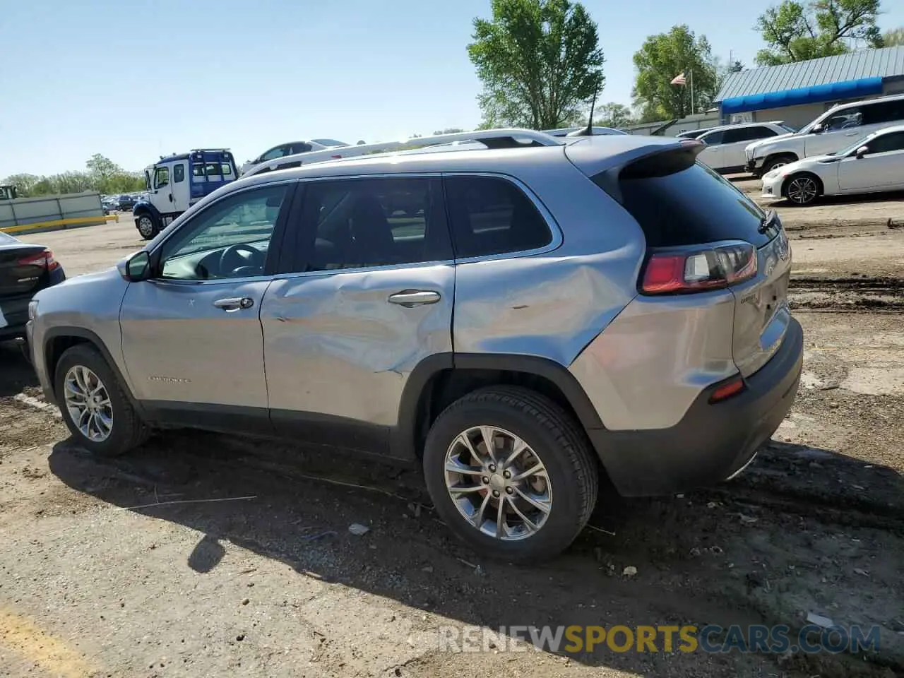 2 Photograph of a damaged car 1C4PJLLX5KD171439 JEEP GRAND CHER 2019