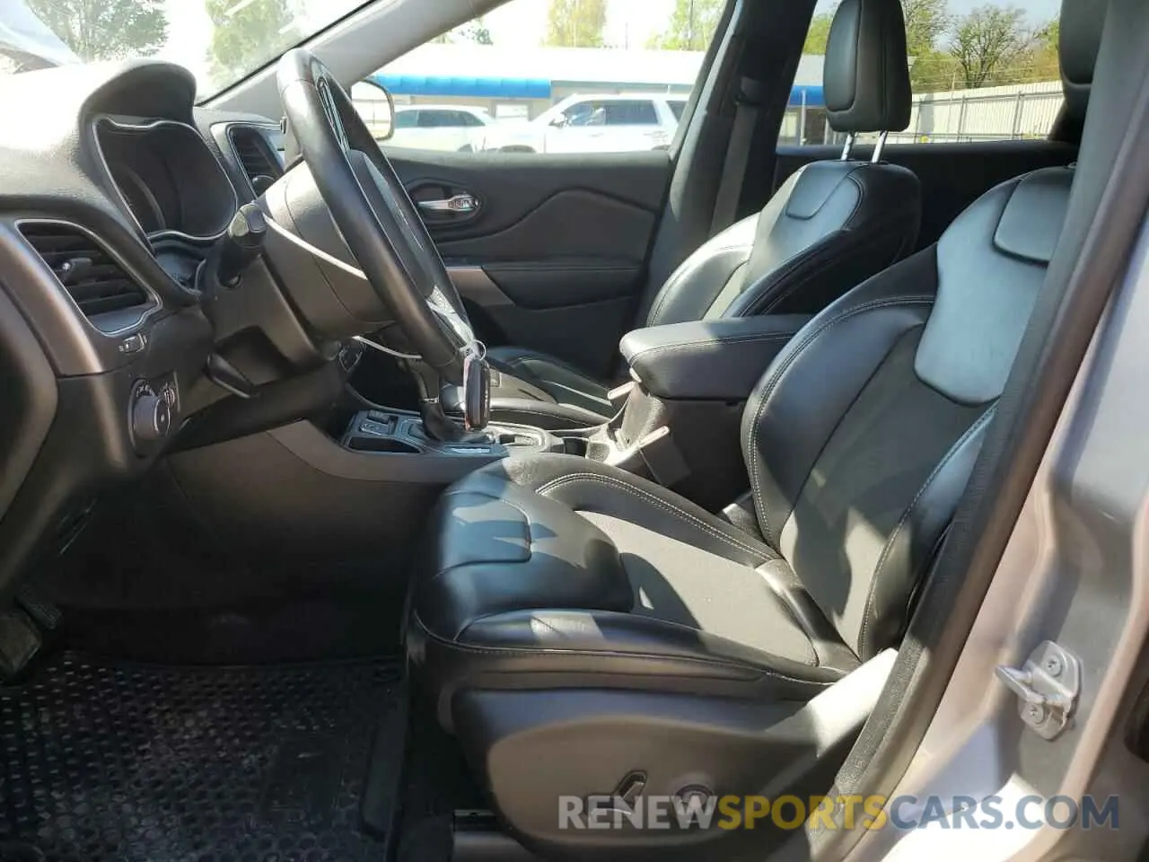 7 Photograph of a damaged car 1C4PJLLX5KD171439 JEEP GRAND CHER 2019