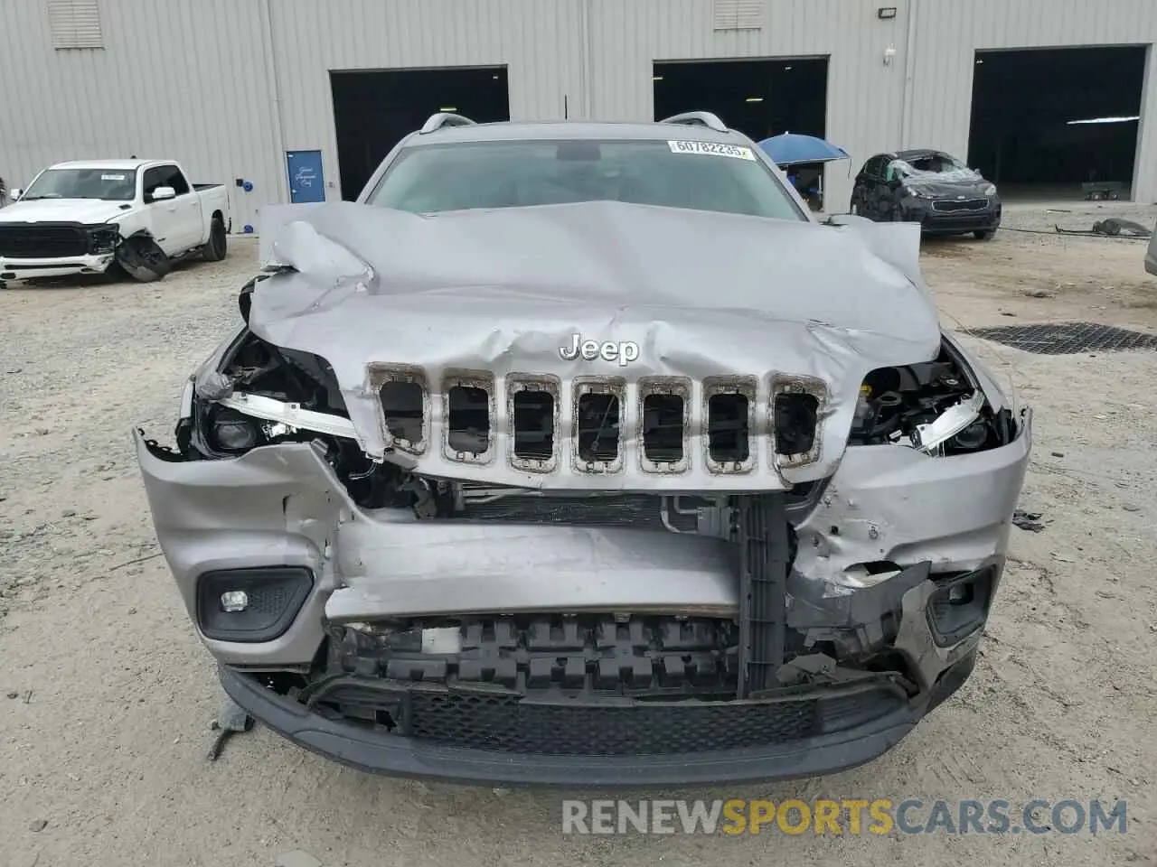 5 Photograph of a damaged car 1C4PJLLX5KD205136 JEEP GRAND CHER 2019