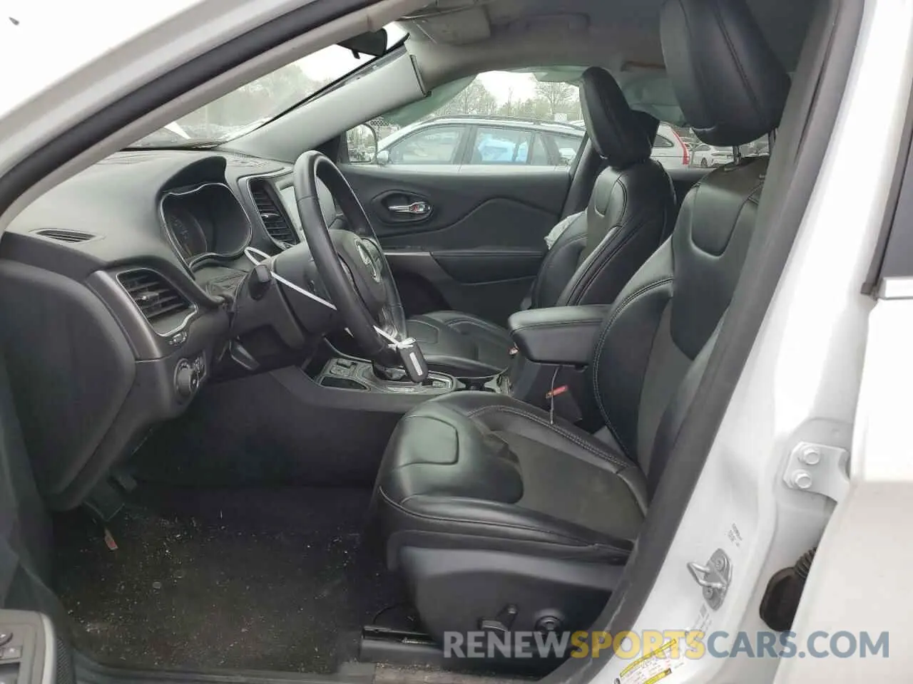 7 Photograph of a damaged car 1C4PJLLX5KD272092 JEEP GRAND CHER 2019