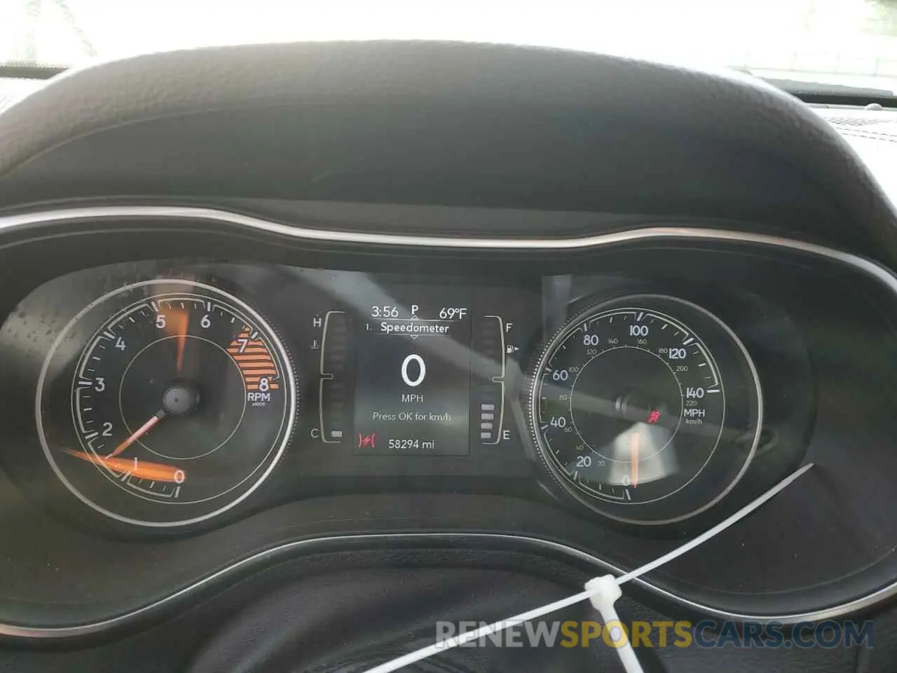 9 Photograph of a damaged car 1C4PJLLX9KD130215 JEEP GRAND CHER 2019