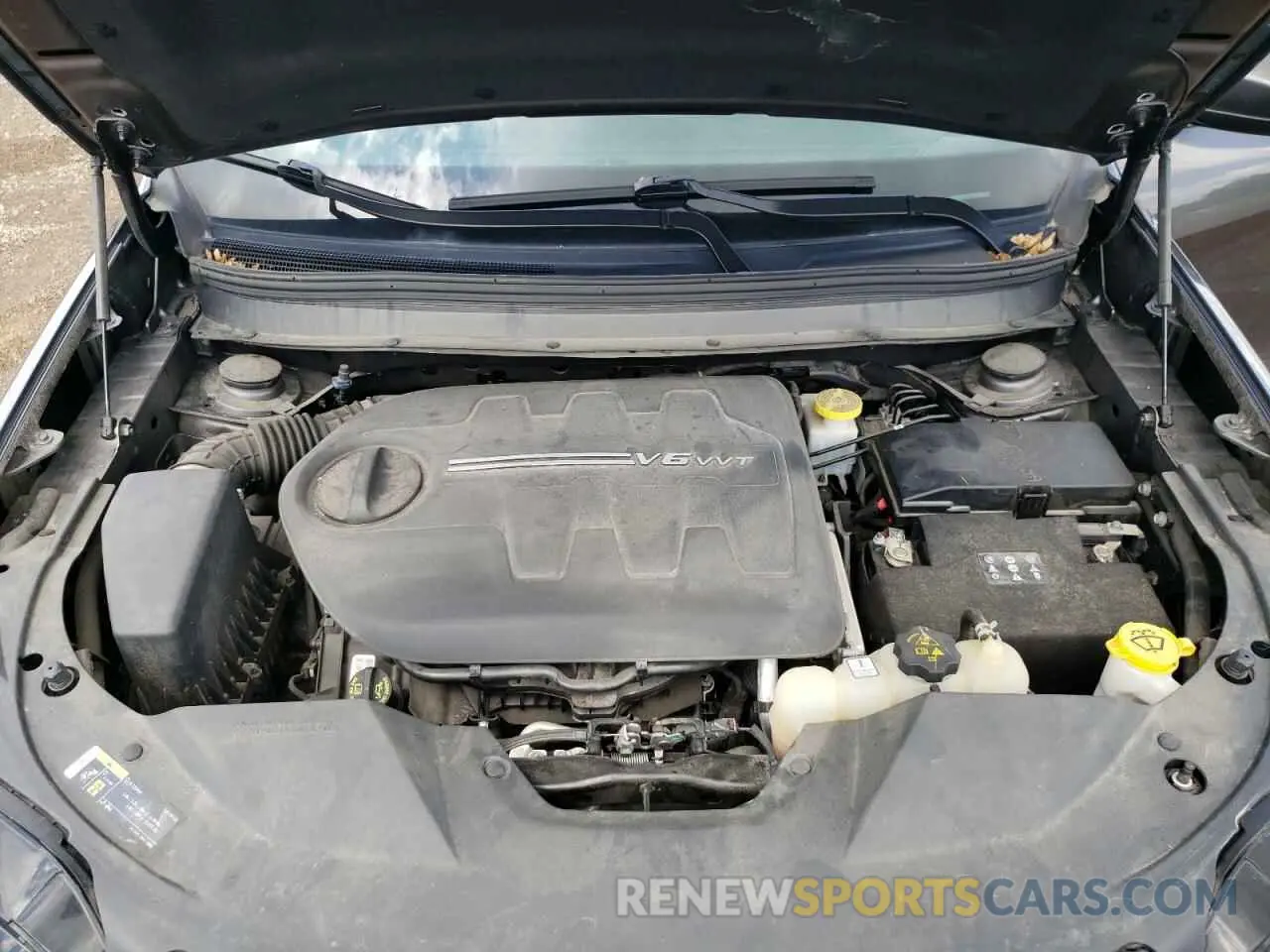 12 Photograph of a damaged car 1C4PJLLXXKD131602 JEEP GRAND CHER 2019
