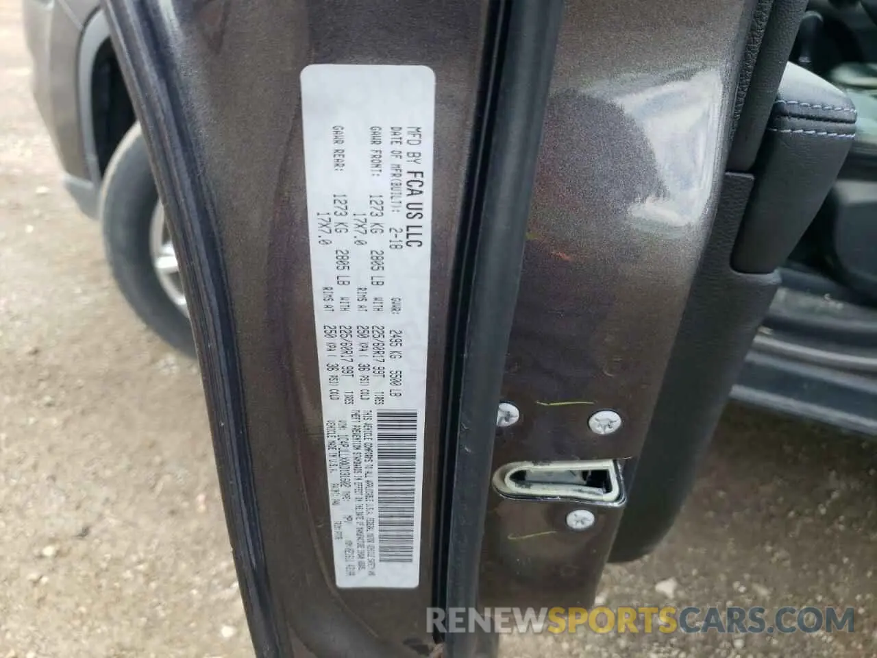 13 Photograph of a damaged car 1C4PJLLXXKD131602 JEEP GRAND CHER 2019