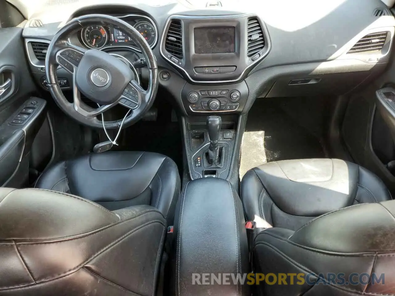 8 Photograph of a damaged car 1C4PJLLXXKD262481 JEEP GRAND CHER 2019