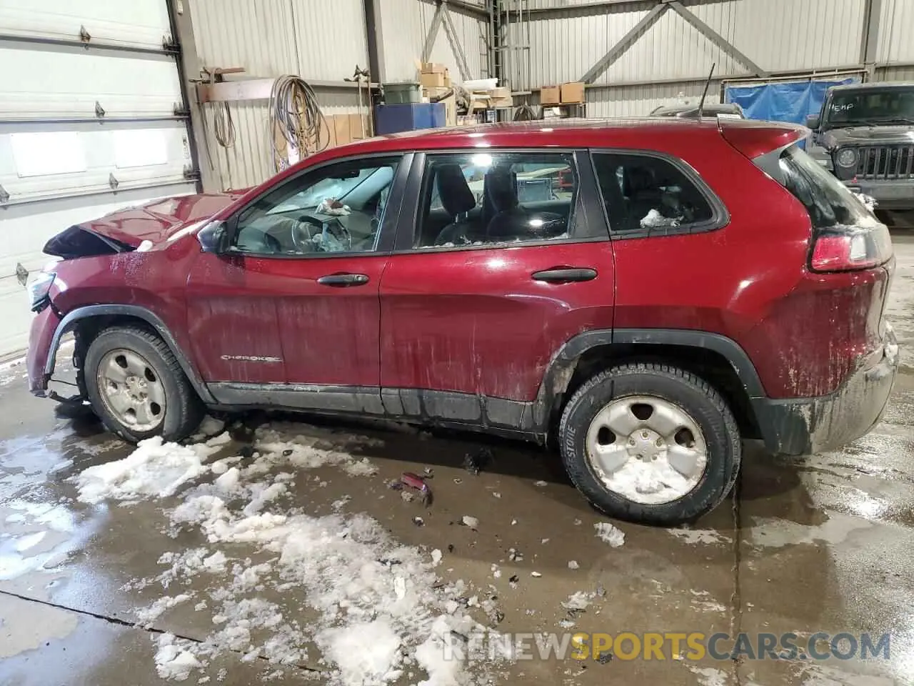 2 Photograph of a damaged car 1C4PJMAB3KD219923 JEEP GRAND CHER 2019