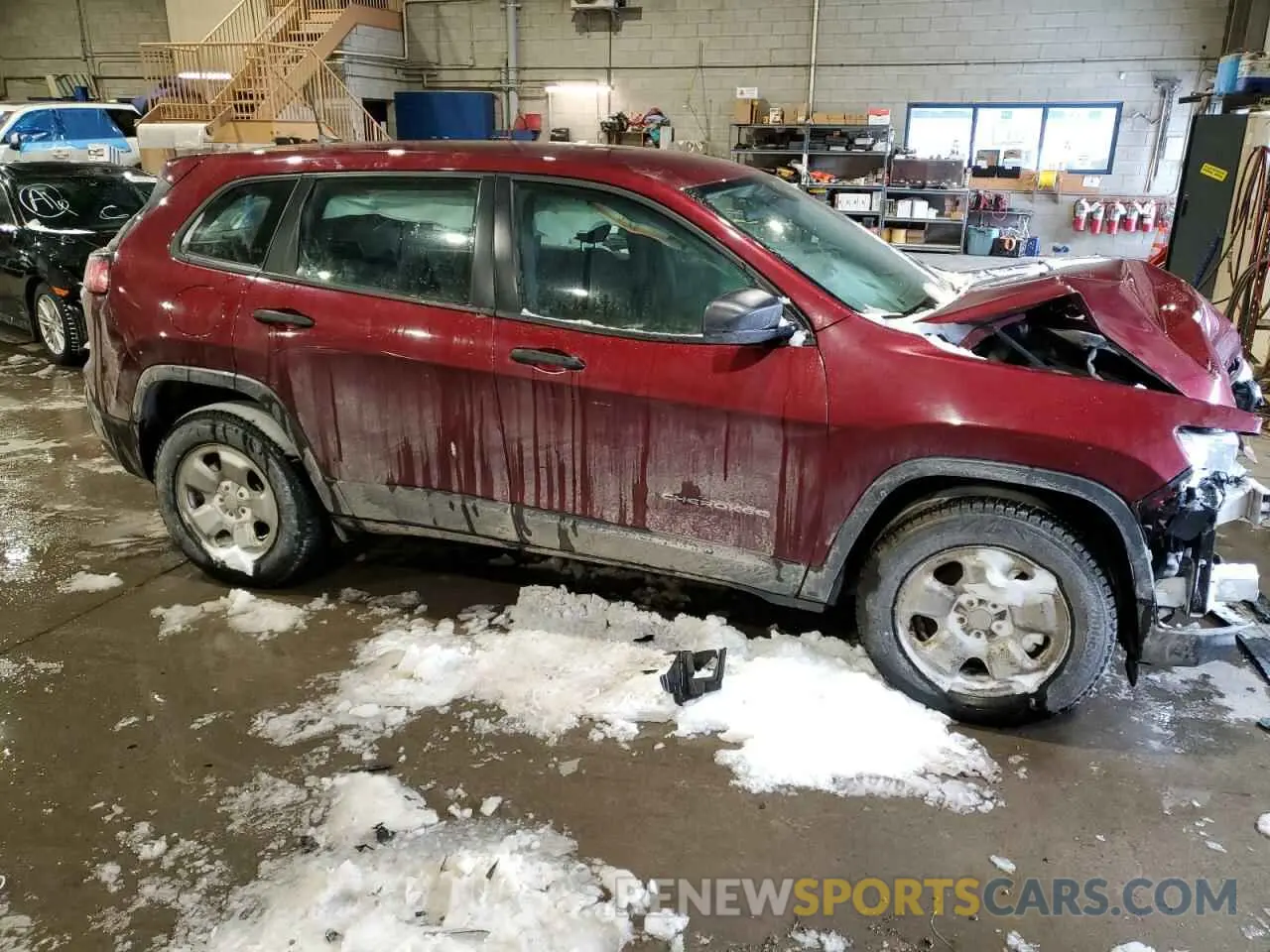 4 Photograph of a damaged car 1C4PJMAB3KD219923 JEEP GRAND CHER 2019