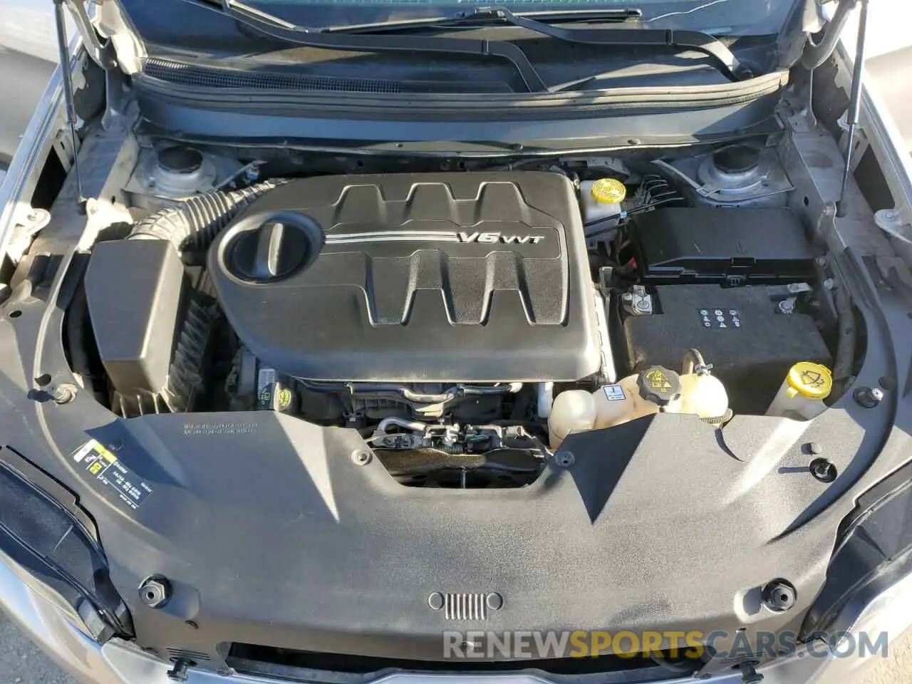 12 Photograph of a damaged car 1C4PJMAX2KD347338 JEEP GRAND CHER 2019